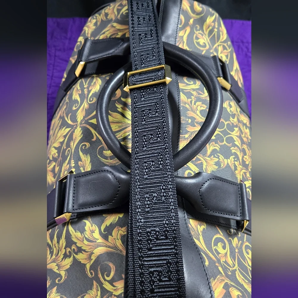 EUC GIANNI VERSACE VINTAGE BAROQUE PATTERN BLACK AND GOLD OVERNIGHT BAG - Picture 5 of 13